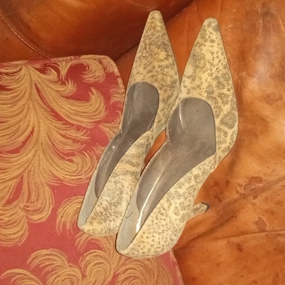 Vintage Gorgeous Leopard Heels